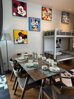Mickey Mouse Residence 2